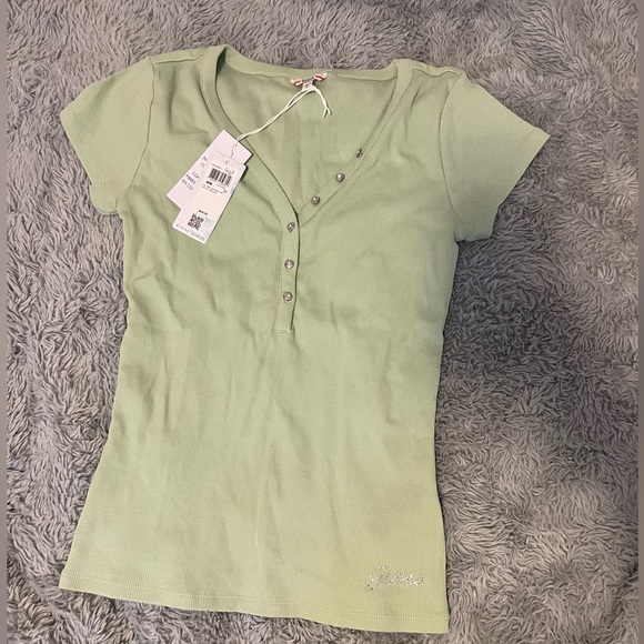 Guess shirt - Picture 1 of 3